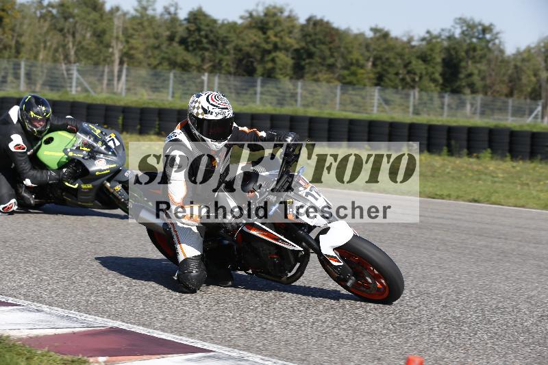 Archiv-2025/56 02.10.2025 Speer Racing ADR/Gruppe gelb/911